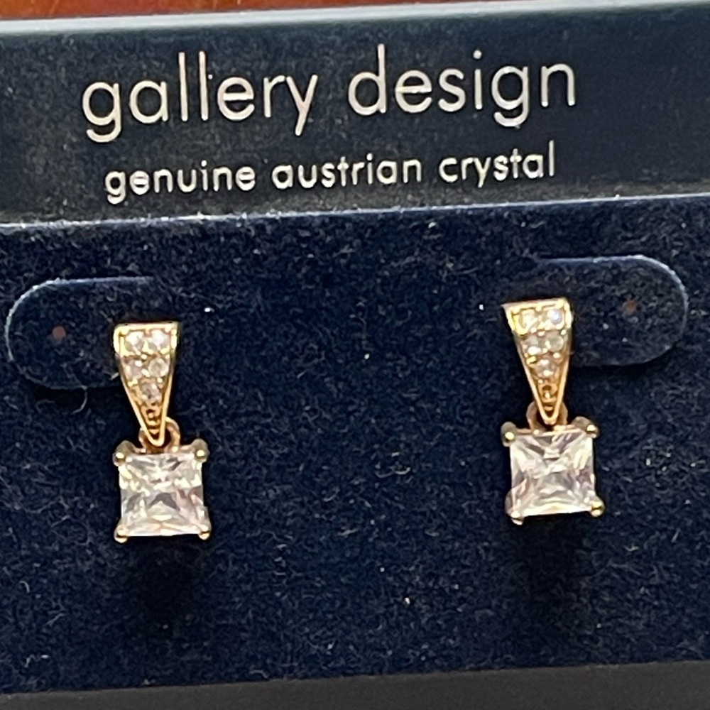 Australian Crystal stud earrings